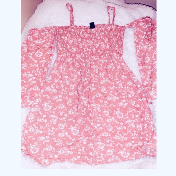 Off shoulder Flowery Salmon colored mini dress - Picture 2 of 2